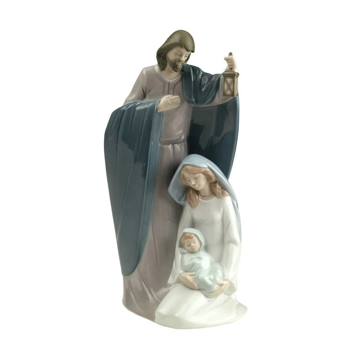 Nao Statua in Porcellana È Nato Il Salvatore 25x12 cm
