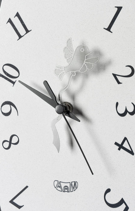 Orologio da parete particolare Tommy