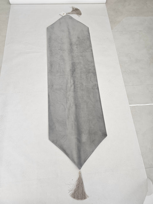 Fiori di Lena - Runner grigio con nappe 140cm