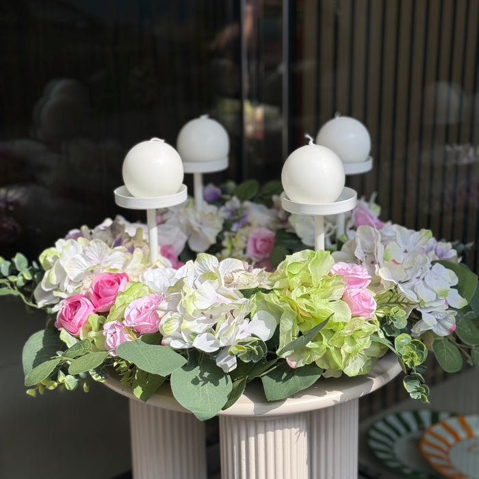 Centrotavola Pasquale con Peonie Uova e Ortensie Rosa D60