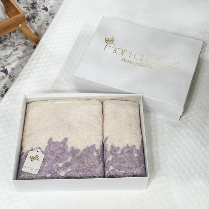 Coppia di Asciugamani Spugna 100% Cotone c/pizzo Glicine