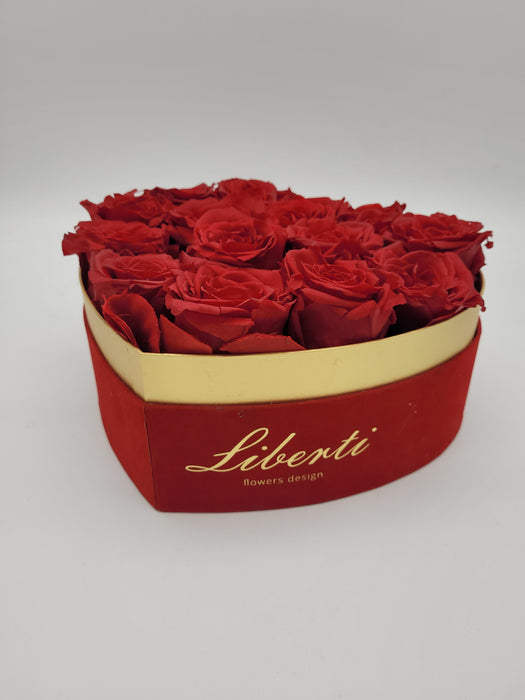 Box cuore velluto rosso con rose rosse