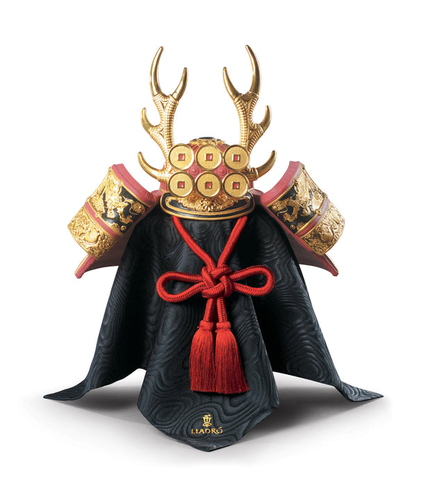 Figurina Elmetto samurai (rosso). Lustro oro