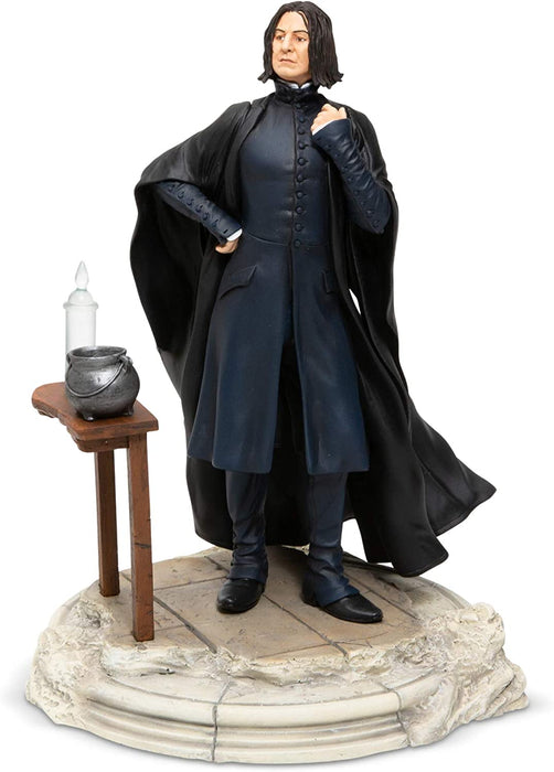 Wizarding World of Harry Potter Professor Snape Primo Anno Statuetta, Resina, Altezza 25 cm