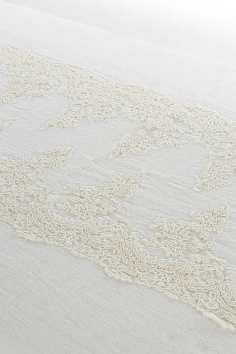 Tovaglia 180x270cm in lino con pizzo “Elegante”